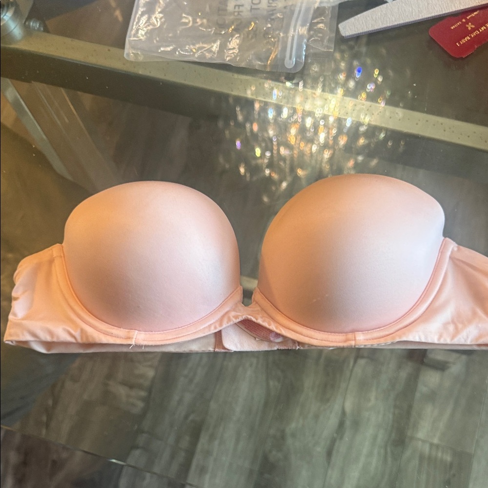 Elegant Pink Strapless Bra